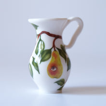 Load image into Gallery viewer, Pear Bud Vase
