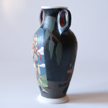 Load image into Gallery viewer, Theatre Vase