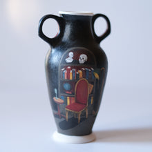 Load image into Gallery viewer, Theatre Vase