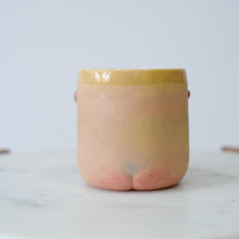 Load image into Gallery viewer, Lady Crier