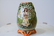 Load image into Gallery viewer, Illustrated Openwork Vase