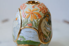 Load image into Gallery viewer, Illustrated Carved Vase