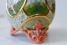 Load image into Gallery viewer, Illustrated Carved Vase