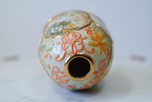 Load image into Gallery viewer, Illustrated Carved Vase