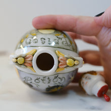 Load image into Gallery viewer, Beheadable Bottle