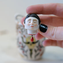 Load image into Gallery viewer, Beheadable Bottle
