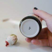 Load image into Gallery viewer, Beheadable Bottle