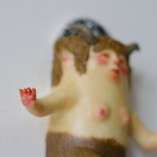 Load image into Gallery viewer, Faun Woman