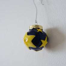 Load image into Gallery viewer, Starry Ornament