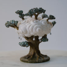 Load image into Gallery viewer, Clouded Tree Vase