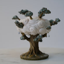 Load image into Gallery viewer, Clouded Tree Vase