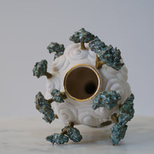 Load image into Gallery viewer, Clouded Tree Vase