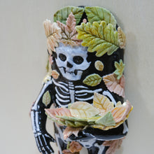 Load image into Gallery viewer, Skelly Man Wall Pocket