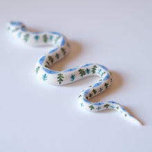 Load image into Gallery viewer, Blue Eyes Snake