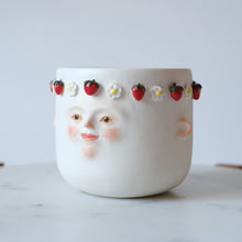 Load image into Gallery viewer, Strawberry Crown Vessel