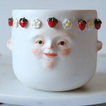 Load image into Gallery viewer, Strawberry Crown Vessel