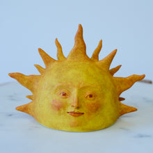 Load image into Gallery viewer, Sun Sculpture