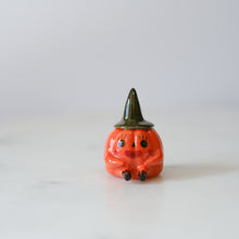 Load image into Gallery viewer, Pumpkin Witch