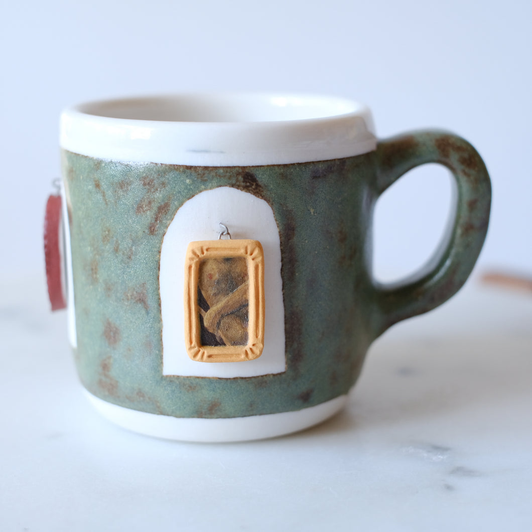 Figure Frames Mug