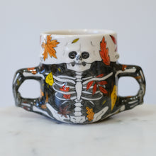Load image into Gallery viewer, Skelly Lady