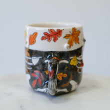 Load image into Gallery viewer, Skelly Lady