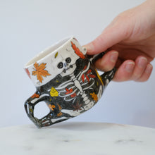 Load image into Gallery viewer, Skelly Lady