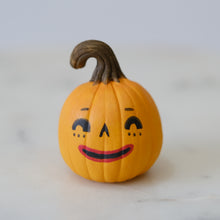 Load image into Gallery viewer, Pumpkin Pal