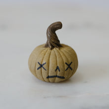 Load image into Gallery viewer, Pumpkin Pal