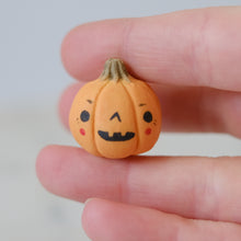 Load image into Gallery viewer, Pumpkin Pal